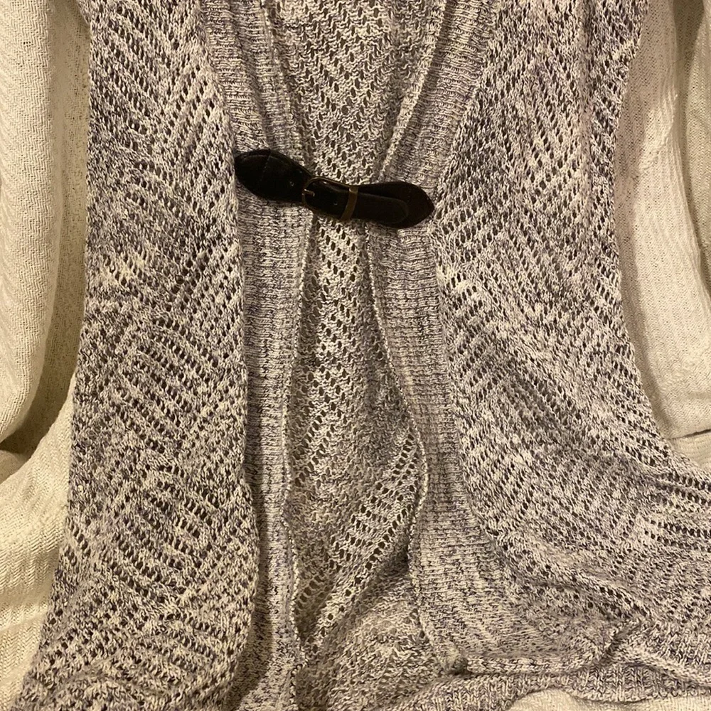 Best - Picture 2 of 3